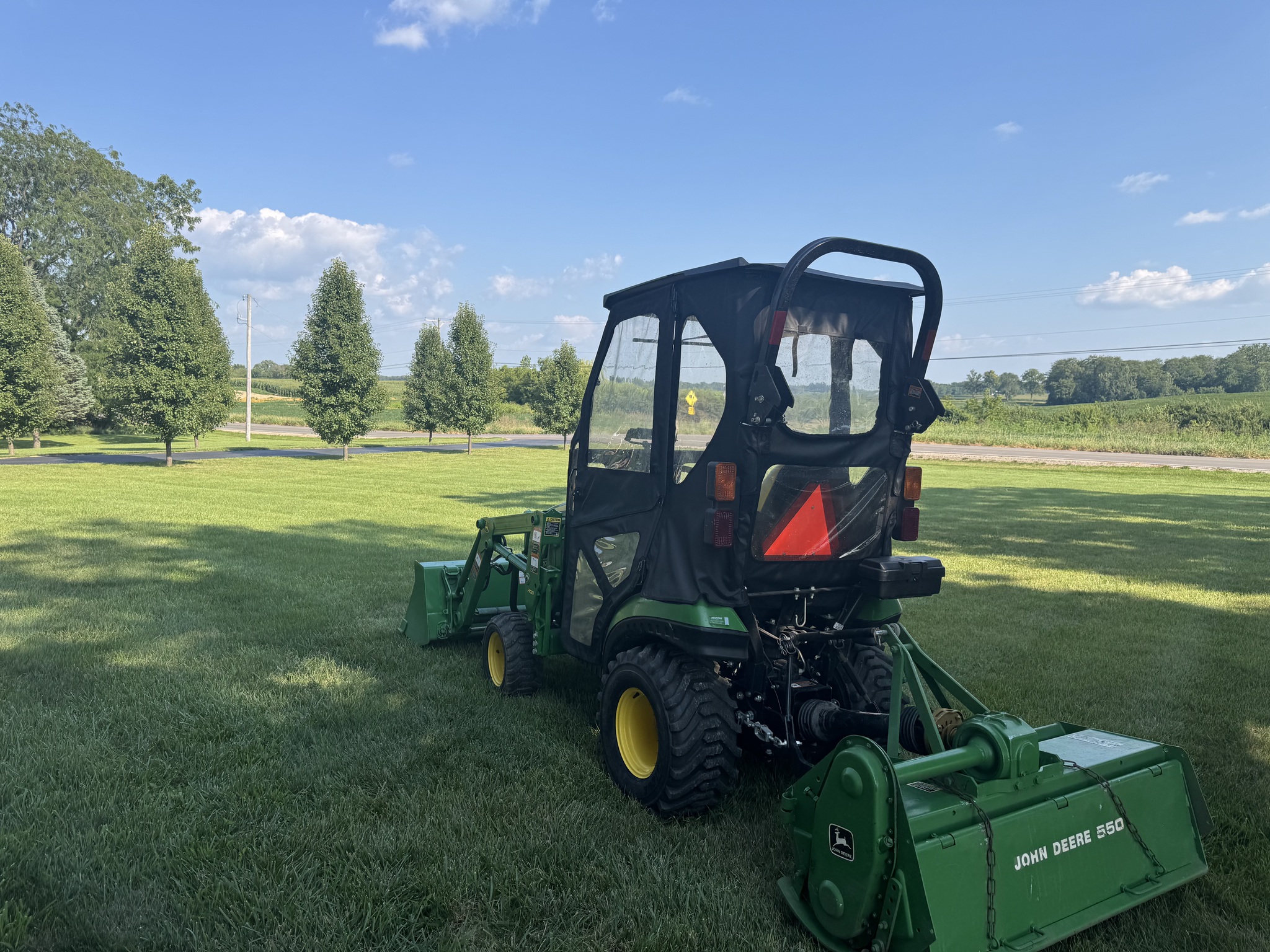 Used 2016 John Deere 1025R Compact Utility Tractors at Koenig Equipment in Urbana, OH - PhotoXL6