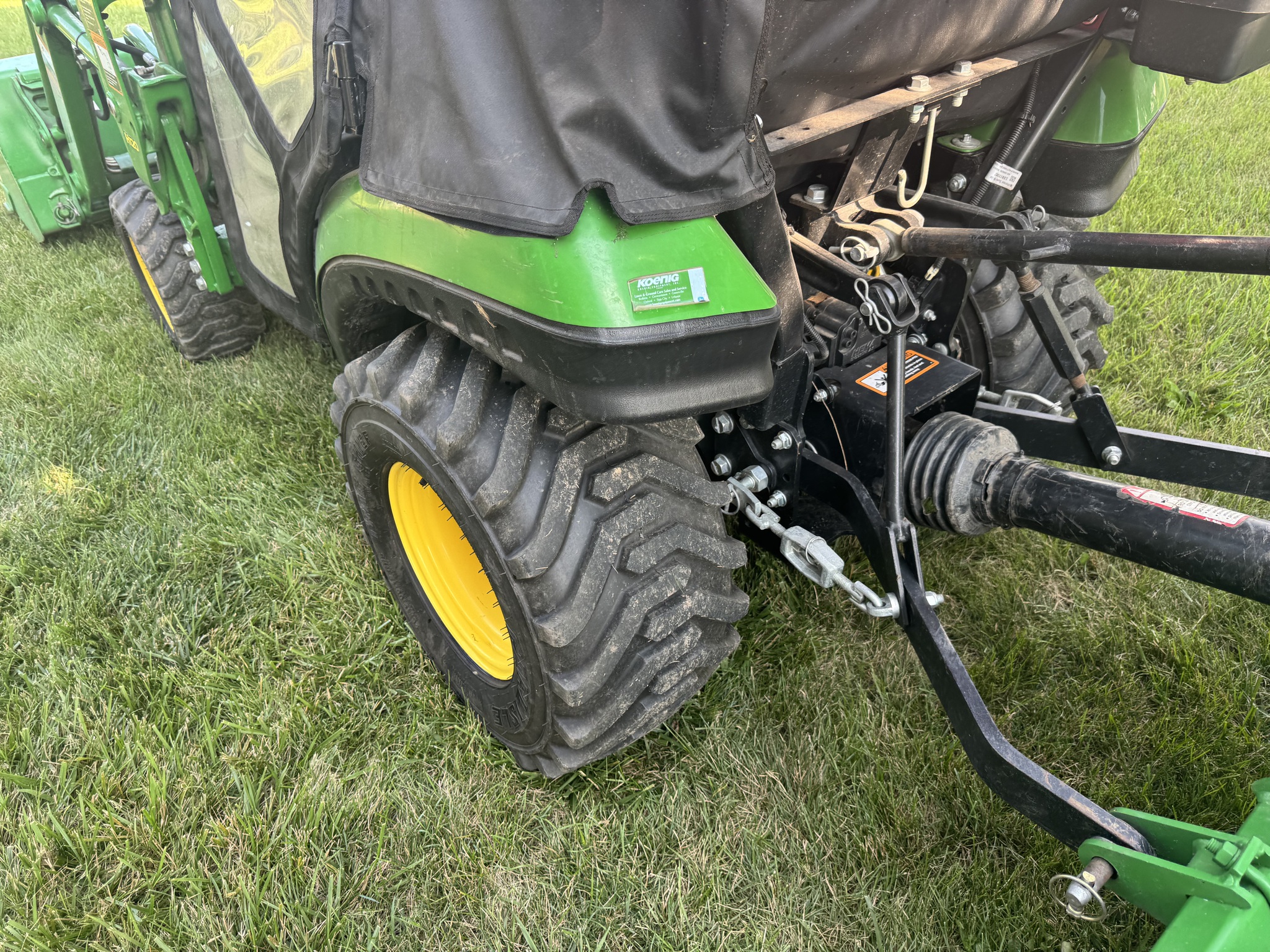 Used 2016 John Deere 1025R Compact Utility Tractors at Koenig Equipment in Urbana, OH - PhotoXL13