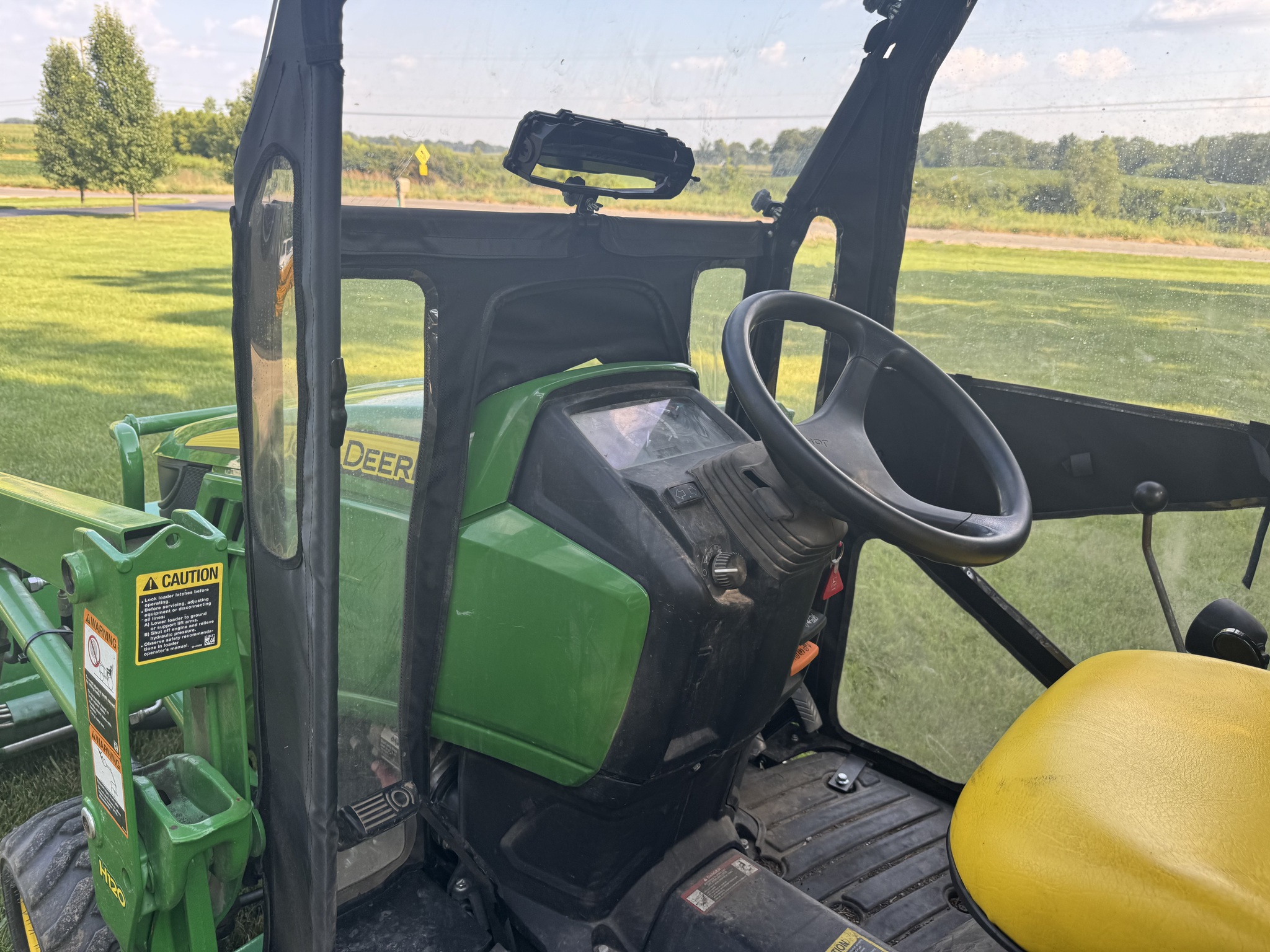 Used 2016 John Deere 1025R Compact Utility Tractors at Koenig Equipment in Urbana, OH - PhotoXL25