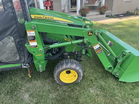 Used 2016 John Deere 1025R Compact Utility Tractors at Koenig Equipment in Urbana, OH - Photo33