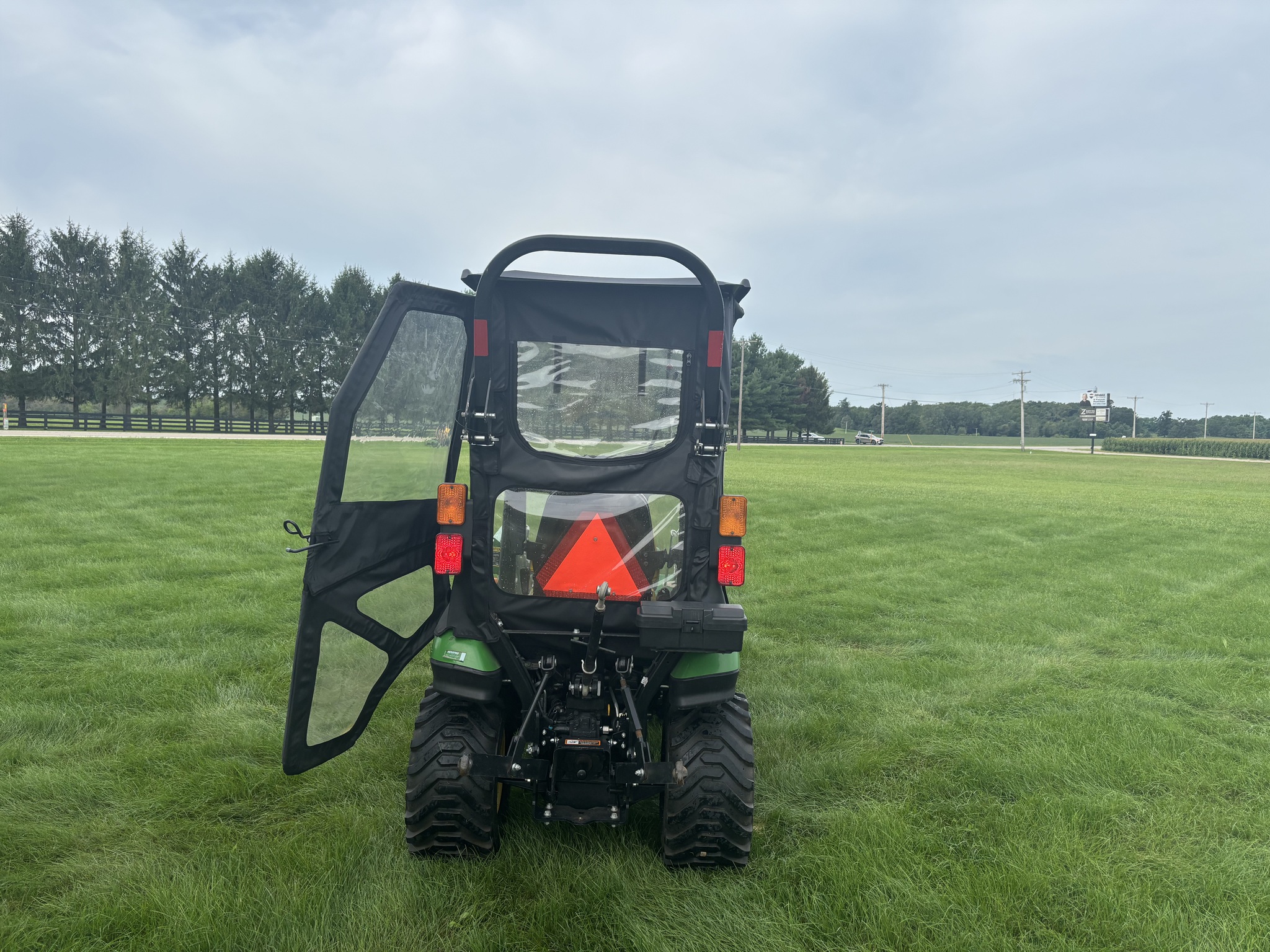 Used 2016 John Deere 1025R Compact Utility Tractors at Koenig Equipment in Urbana, OH - PhotoXL6