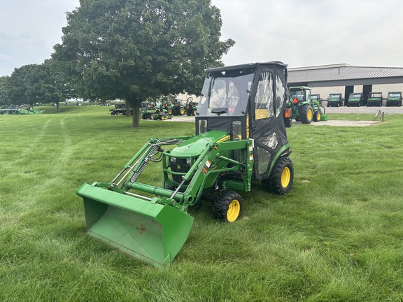 Used 2016 John Deere 1025R Compact Utility Tractors at Koenig Equipment in Urbana, OH - Photo4