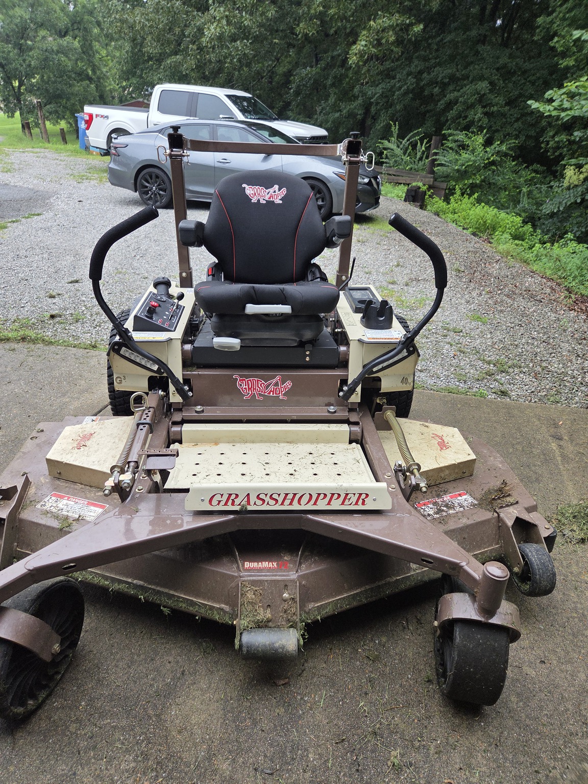 2025 Grasshopper 440B