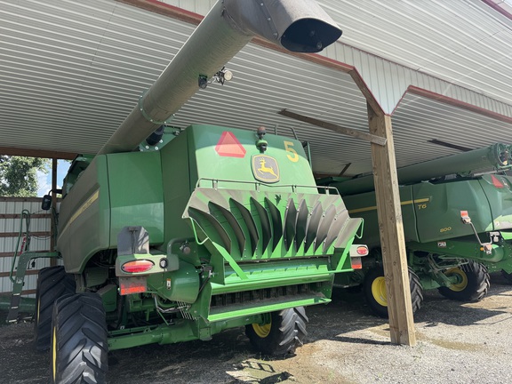 Photo of 2023 John Deere T670