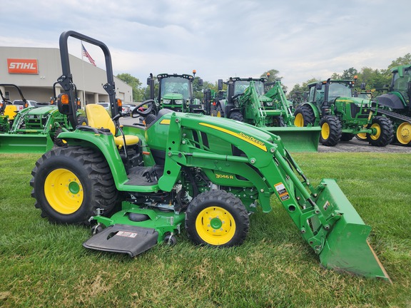 2016 John-Deere 3046R