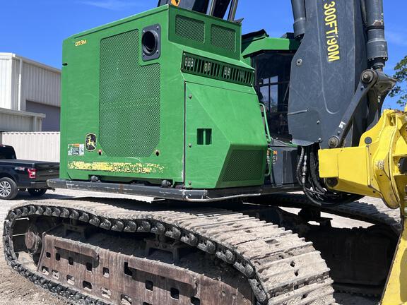 2023 John Deere 853M