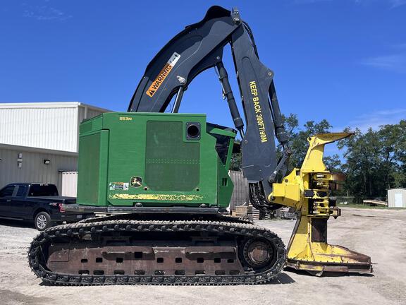 2023 John Deere 853M