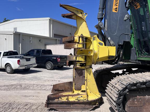 2023 John Deere 853M