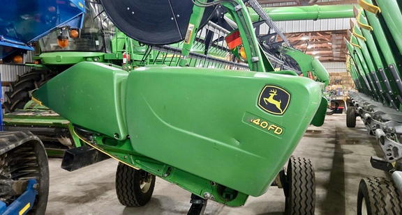 Photo of 2014 John Deere 640FD