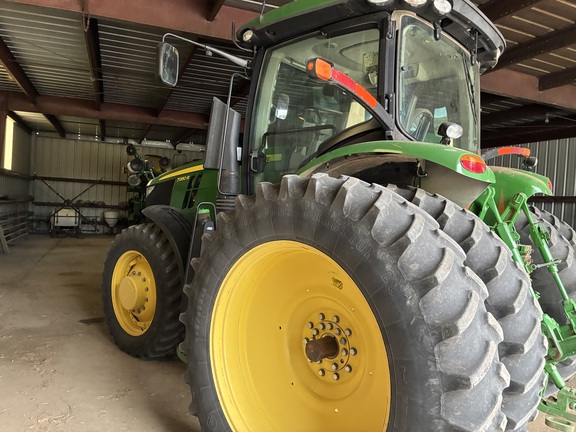 2013 John Deere 7280R Used Equipment