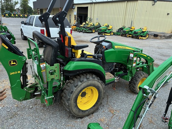 2021 John Deere 2025R