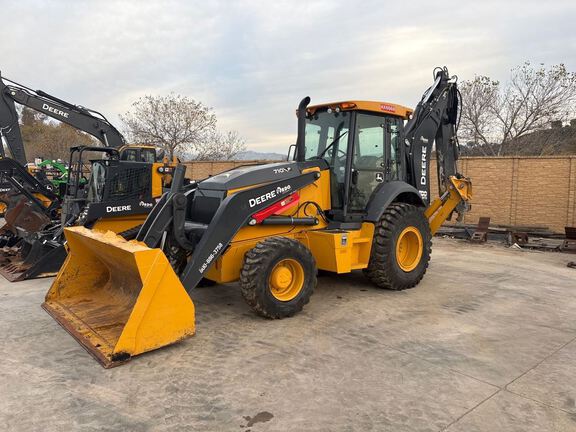 Photo of 2023 John Deere 710P
