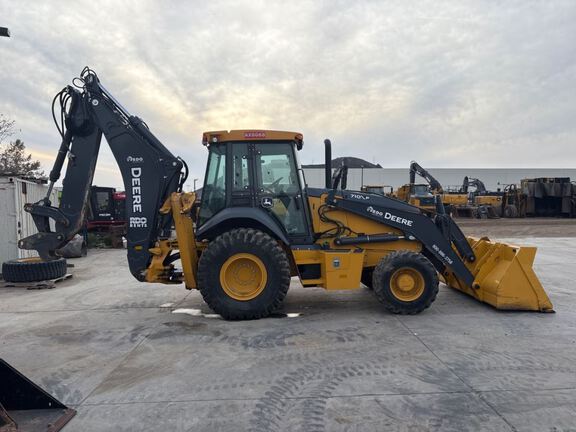2023 John Deere 710P