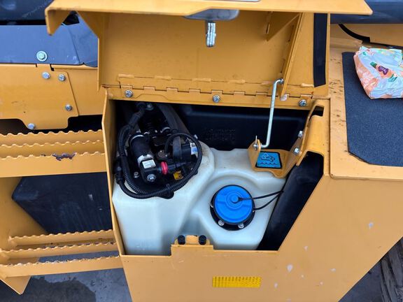 2023 John Deere 710P