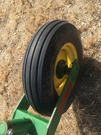 2015 John Deere 975 Image 7