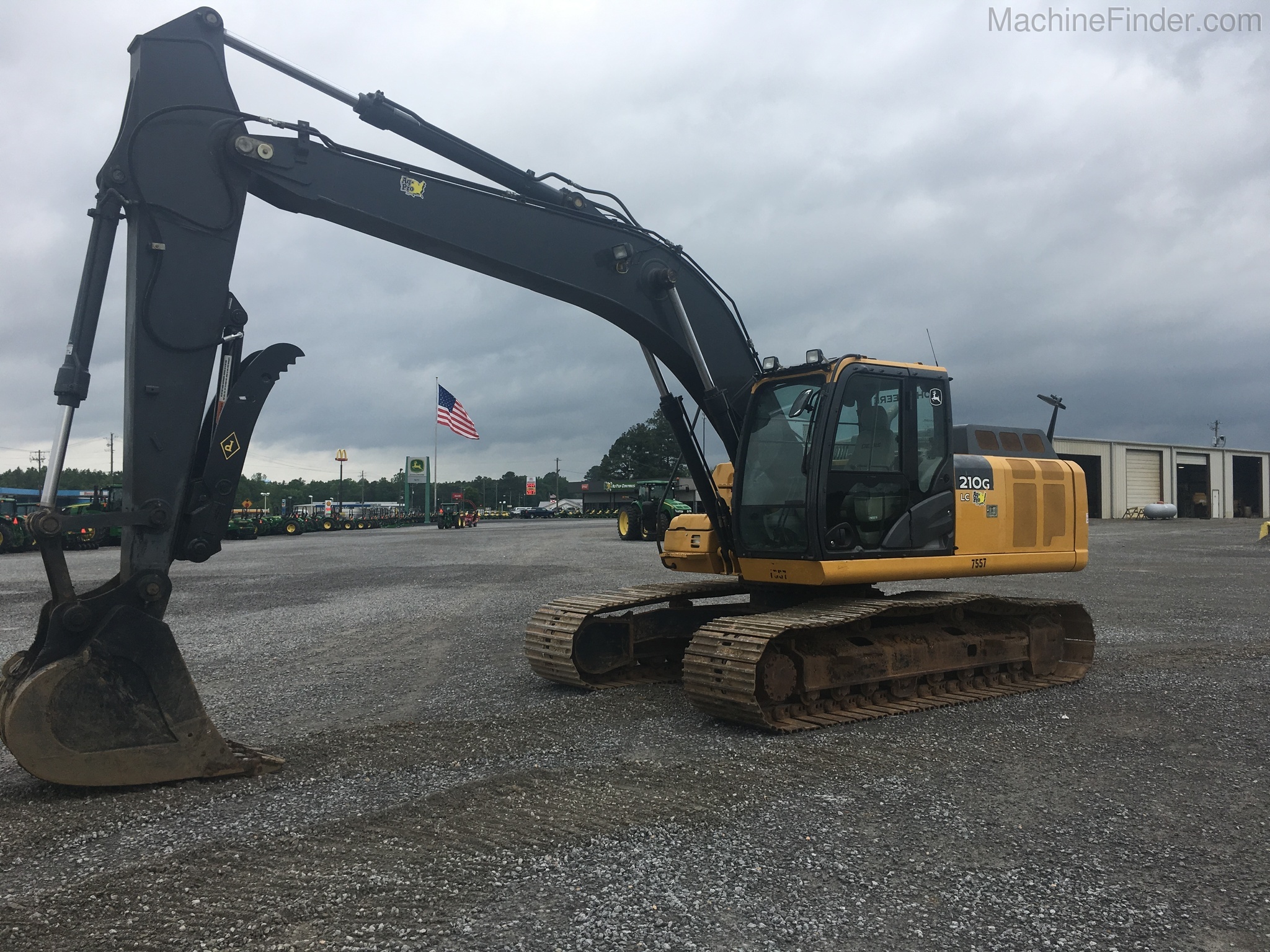 2015 John Deere 210G LC Image 1