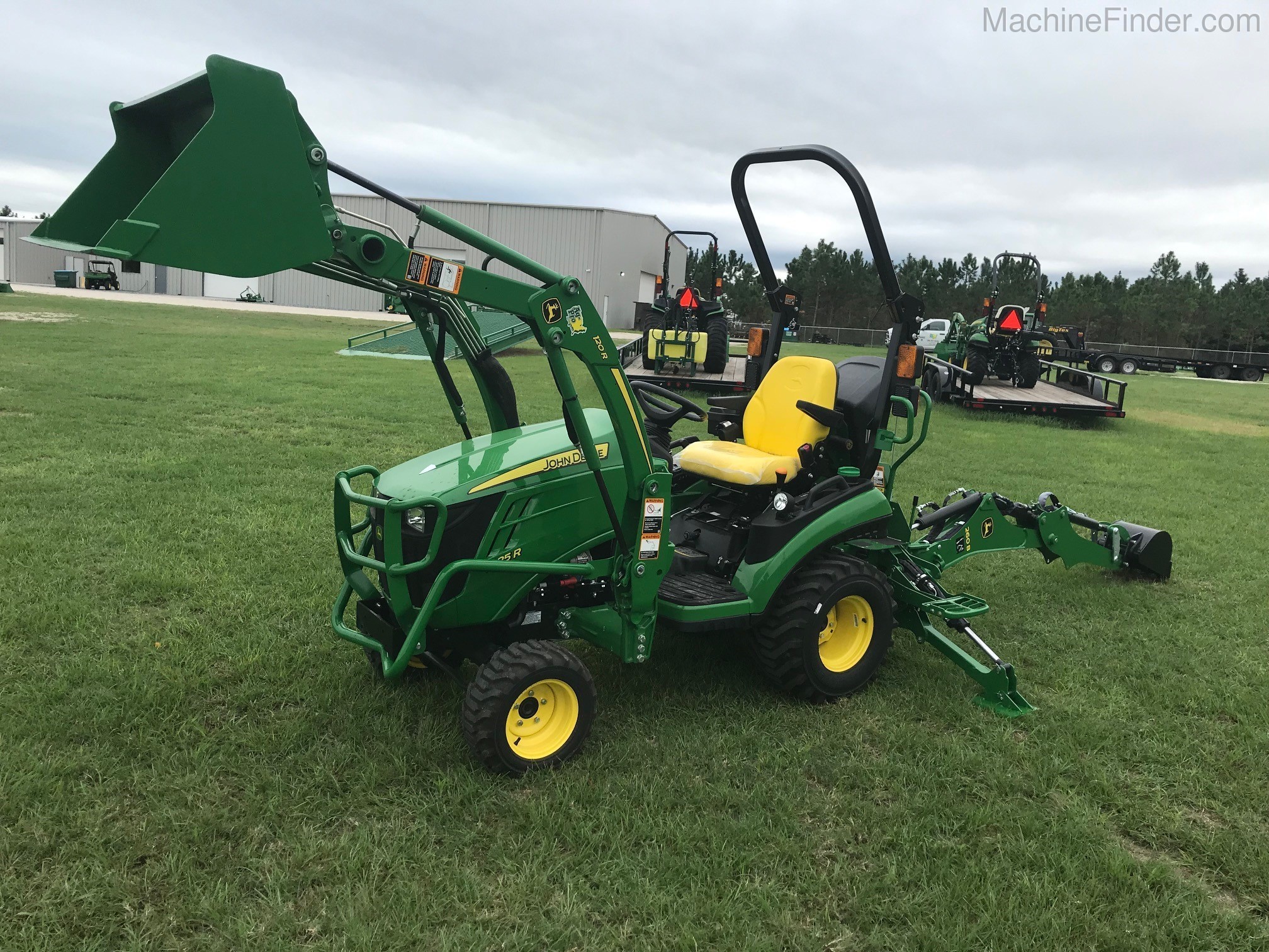 2020 John Deere 1025R TLB Image 4
