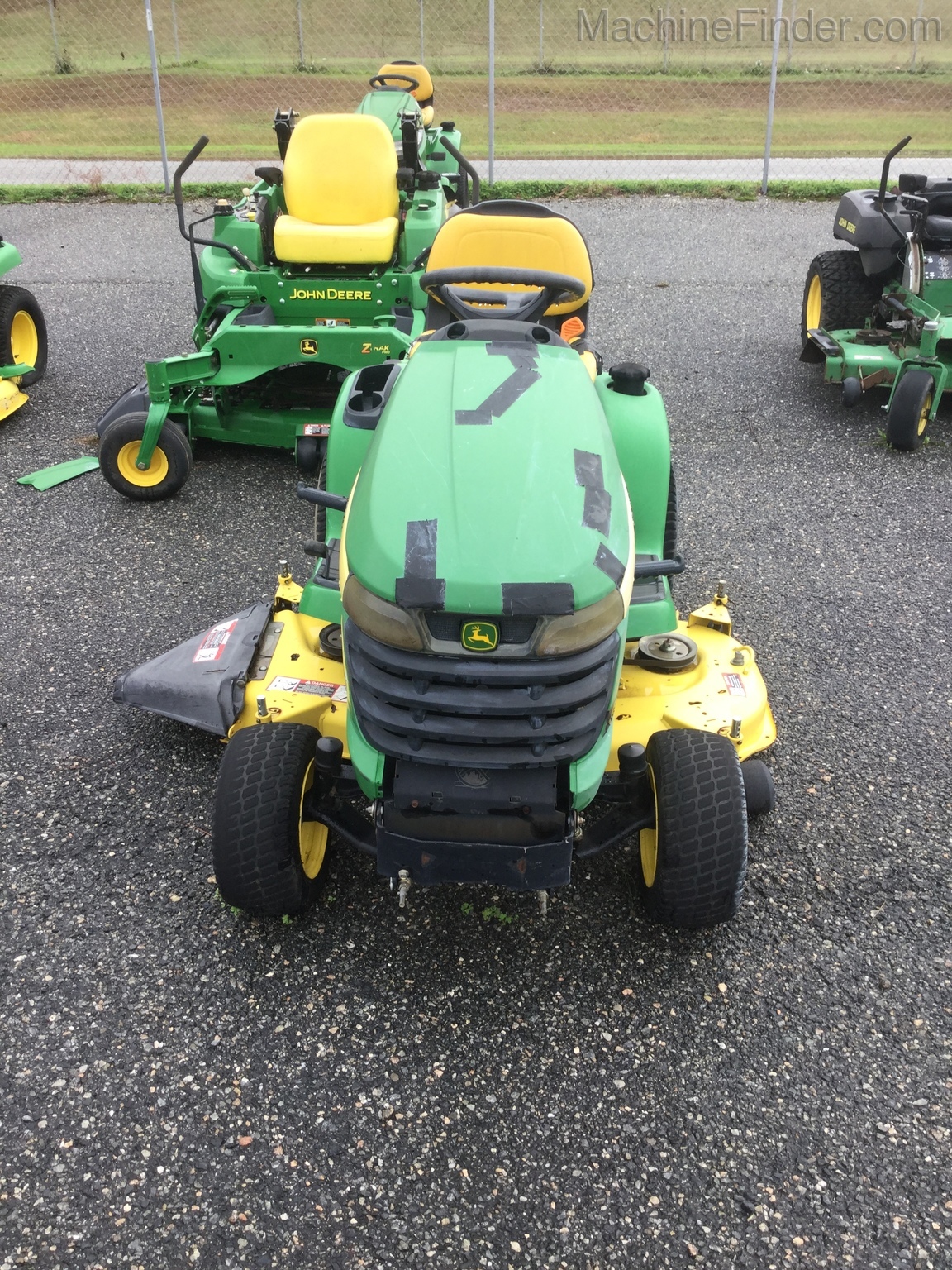 2008 John Deere X320 Image 3