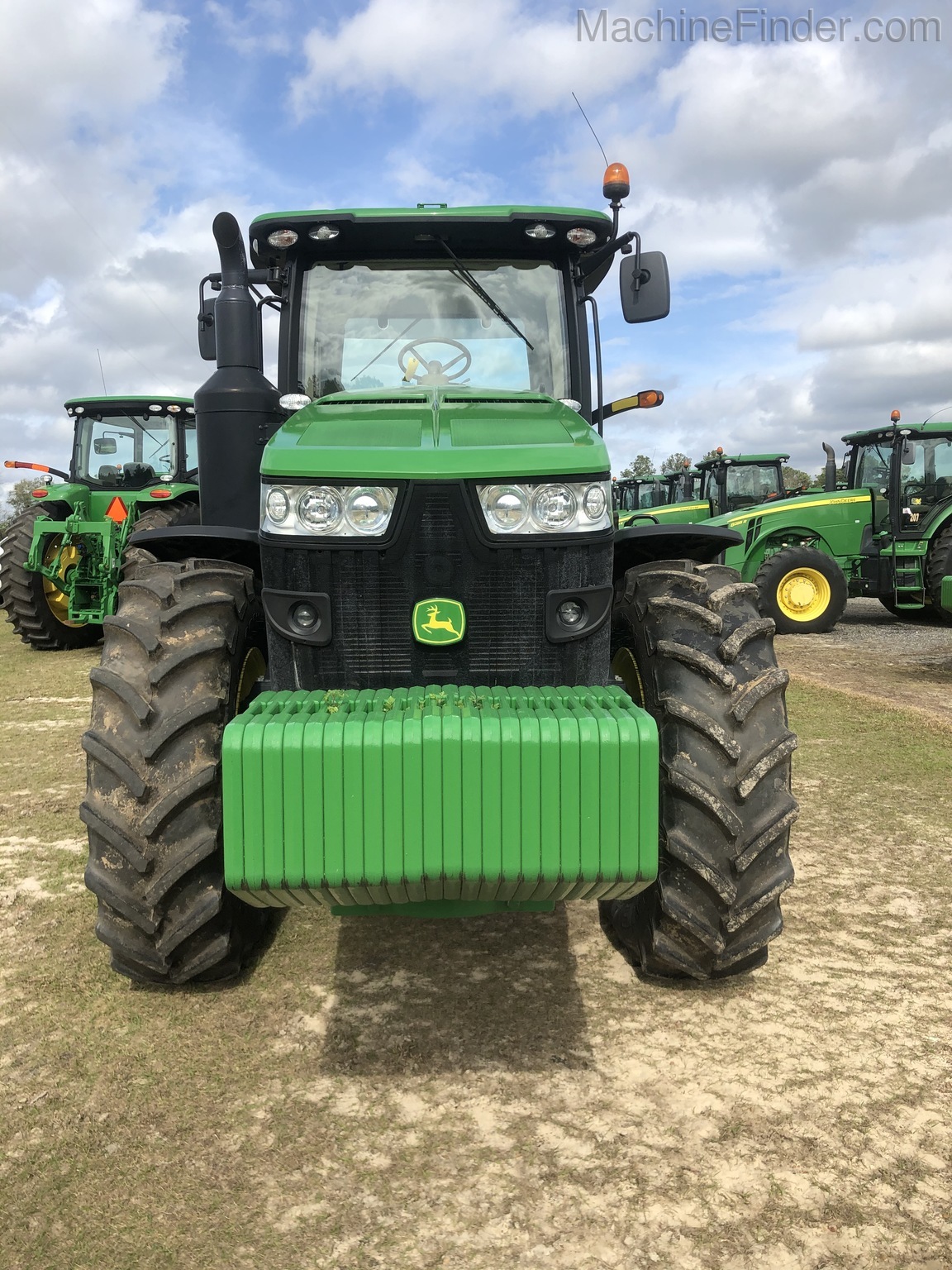 2018 John Deere 8245R Image 2