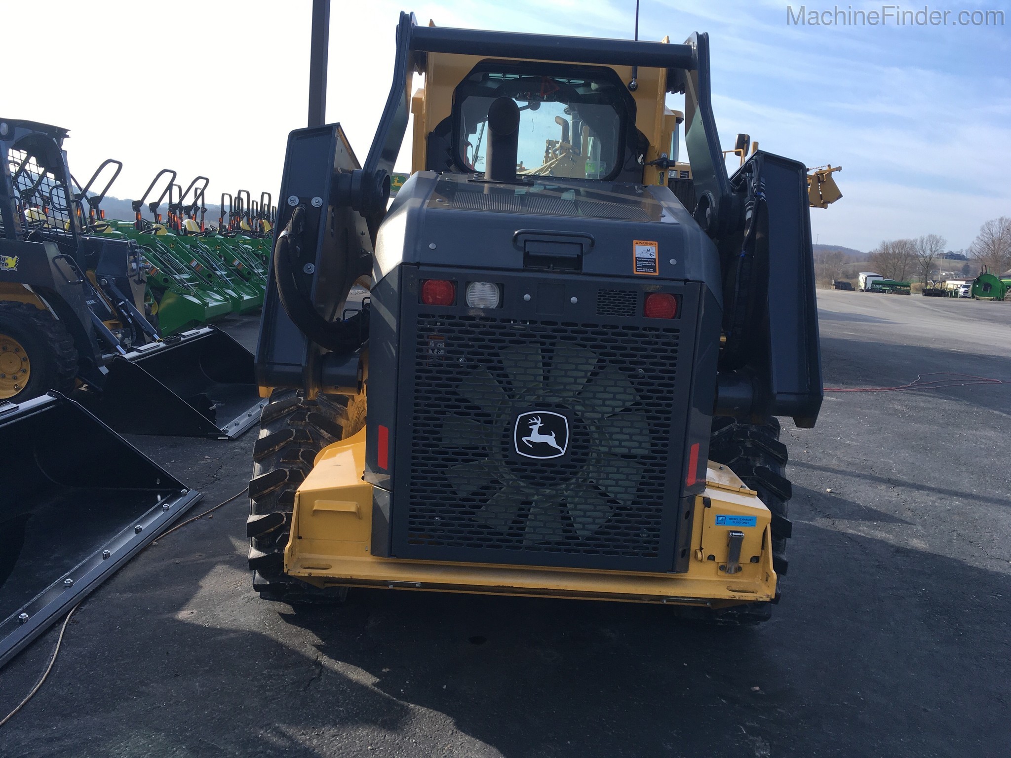 2018 John Deere 332G Image 5