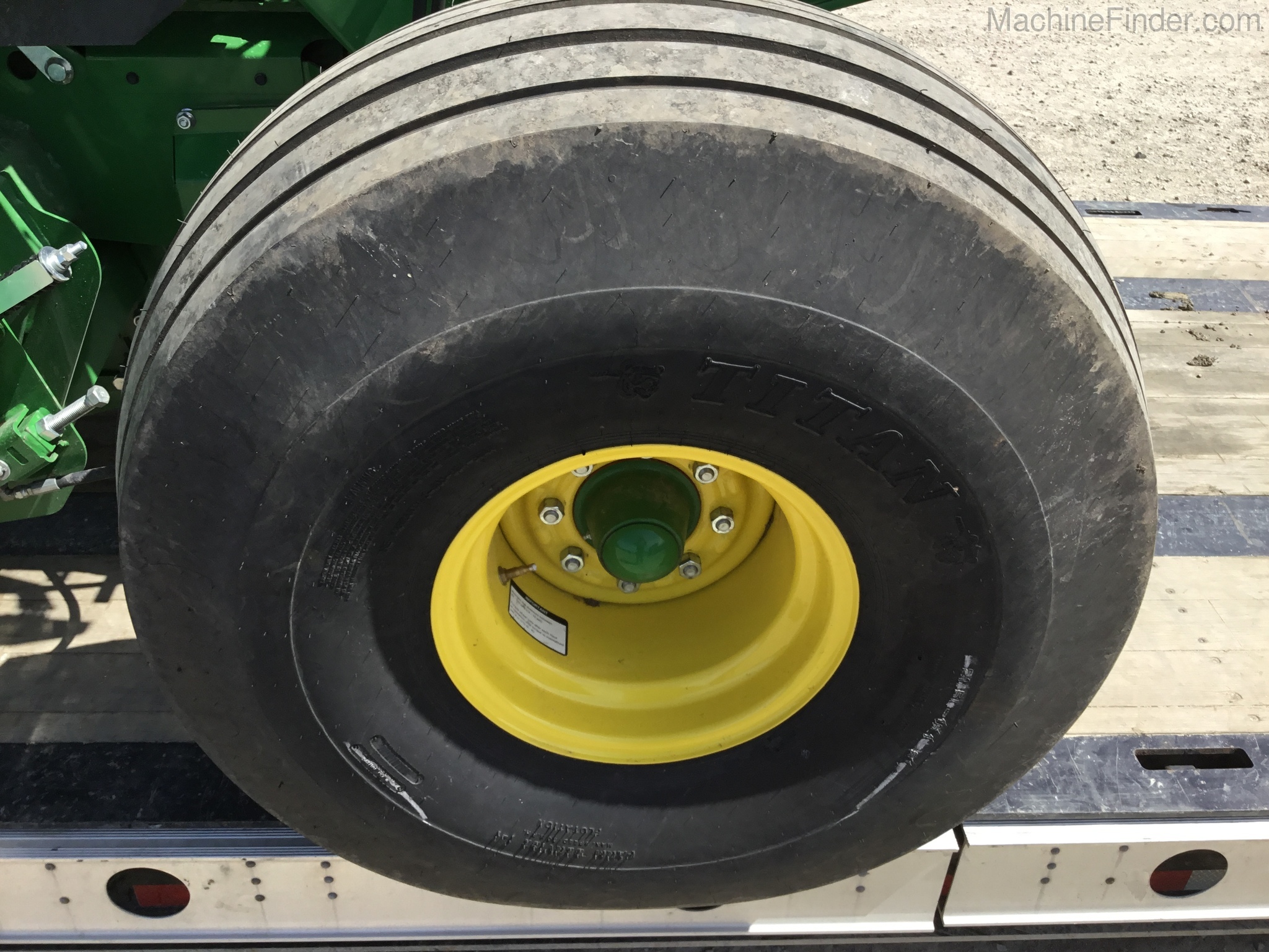 2019 John Deere 450M Image 12