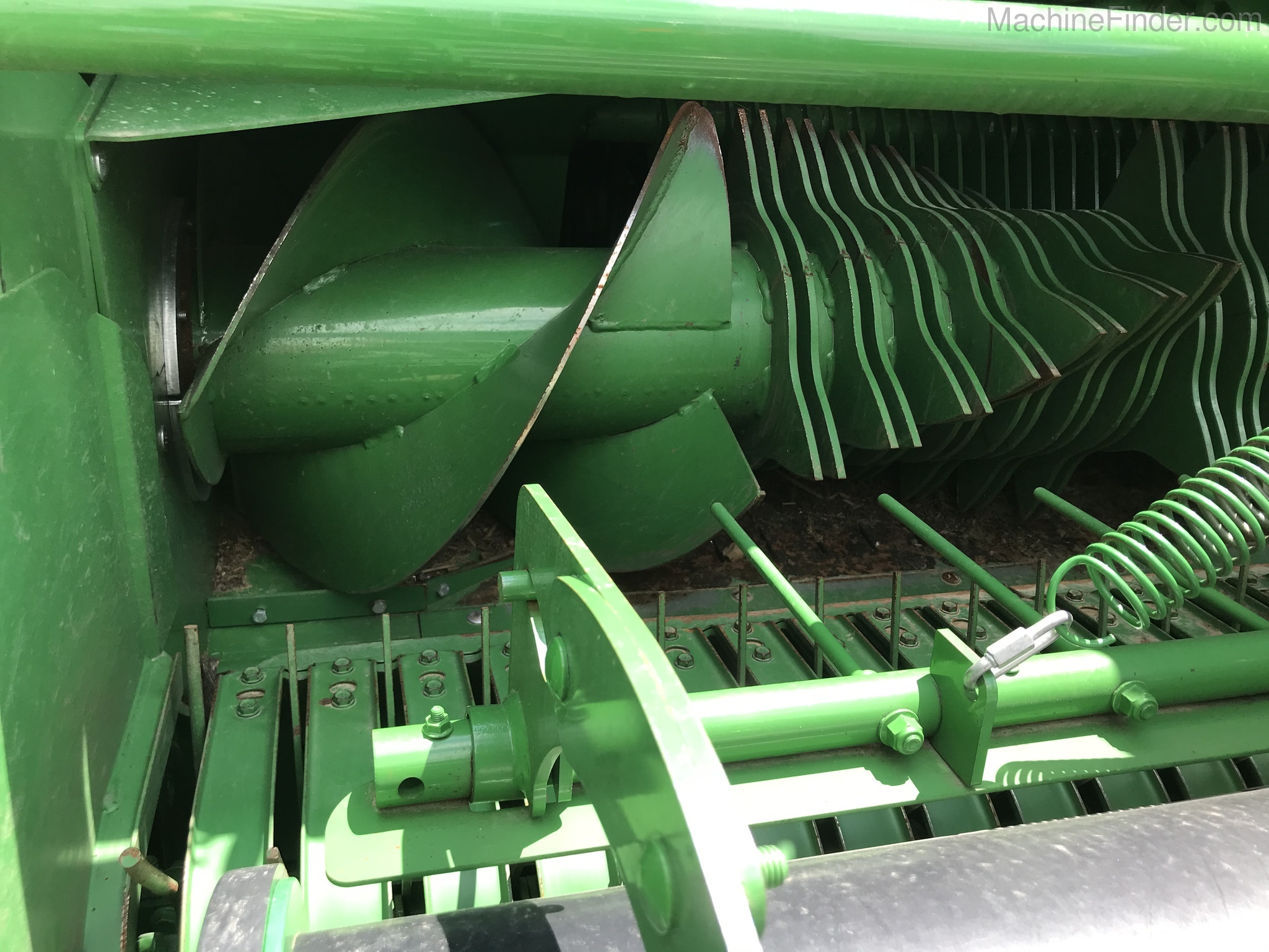 2019 John Deere 450M Image 9