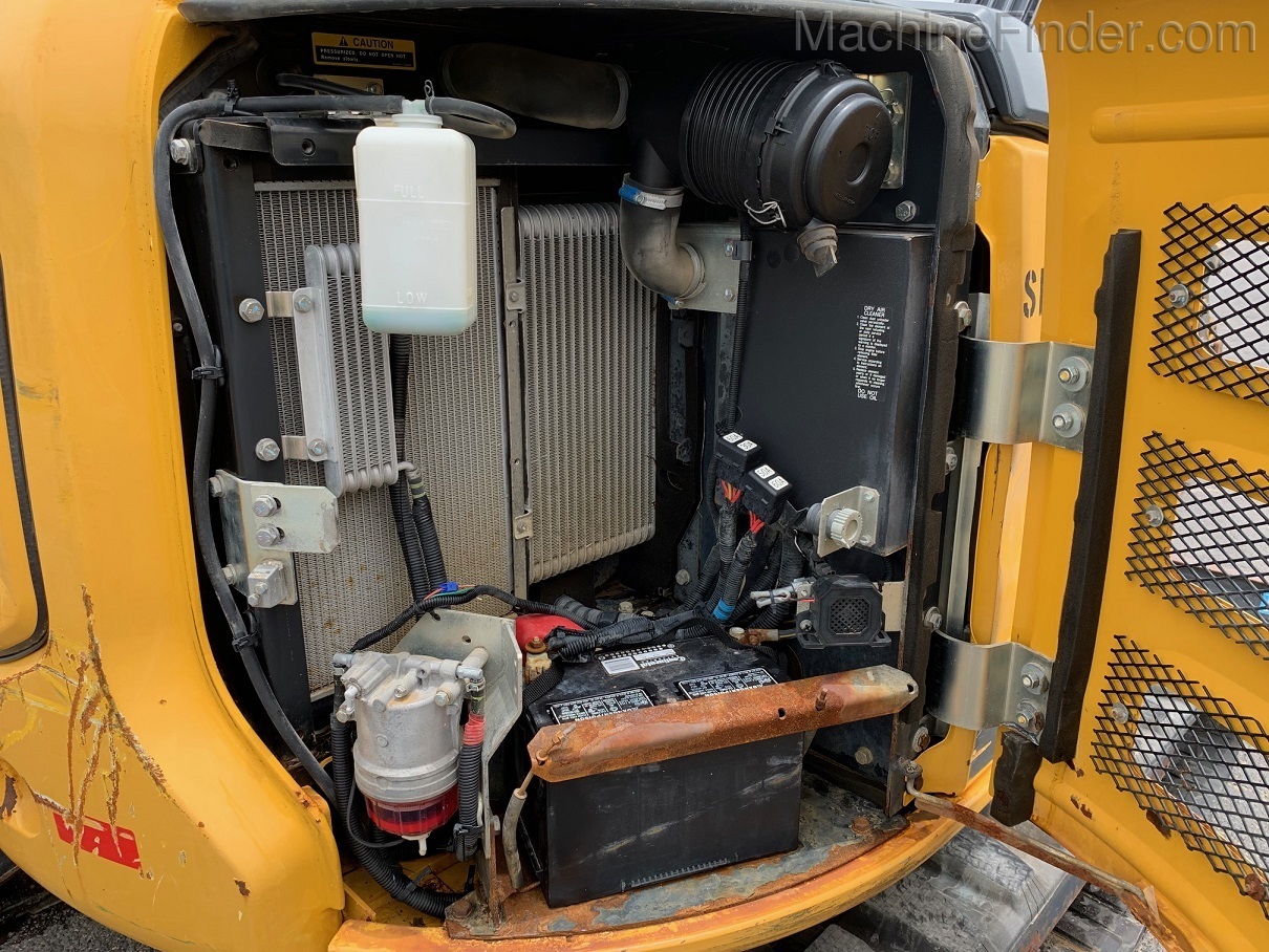 2017 John Deere 50G Image 9