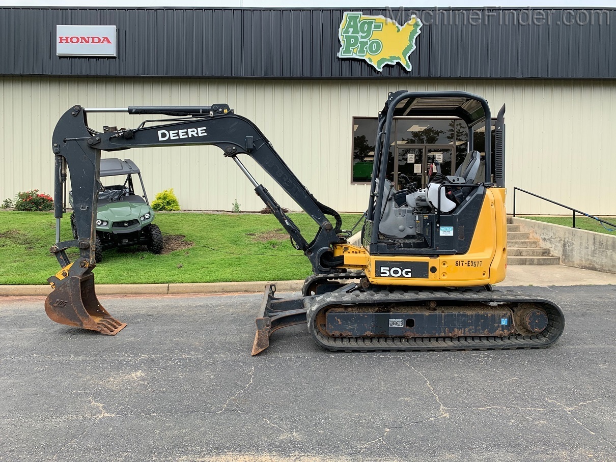 2017 John Deere 50G Image 2