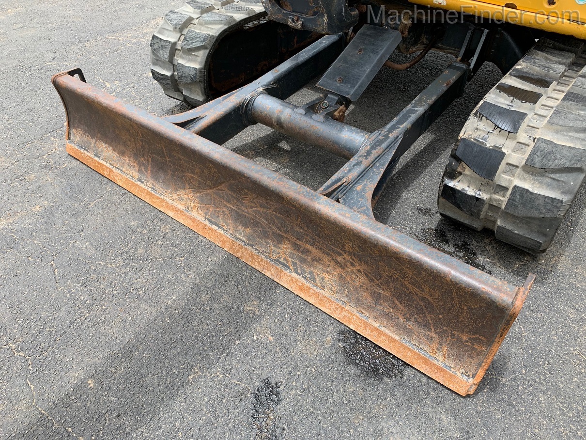 2017 John Deere 50G Image 6