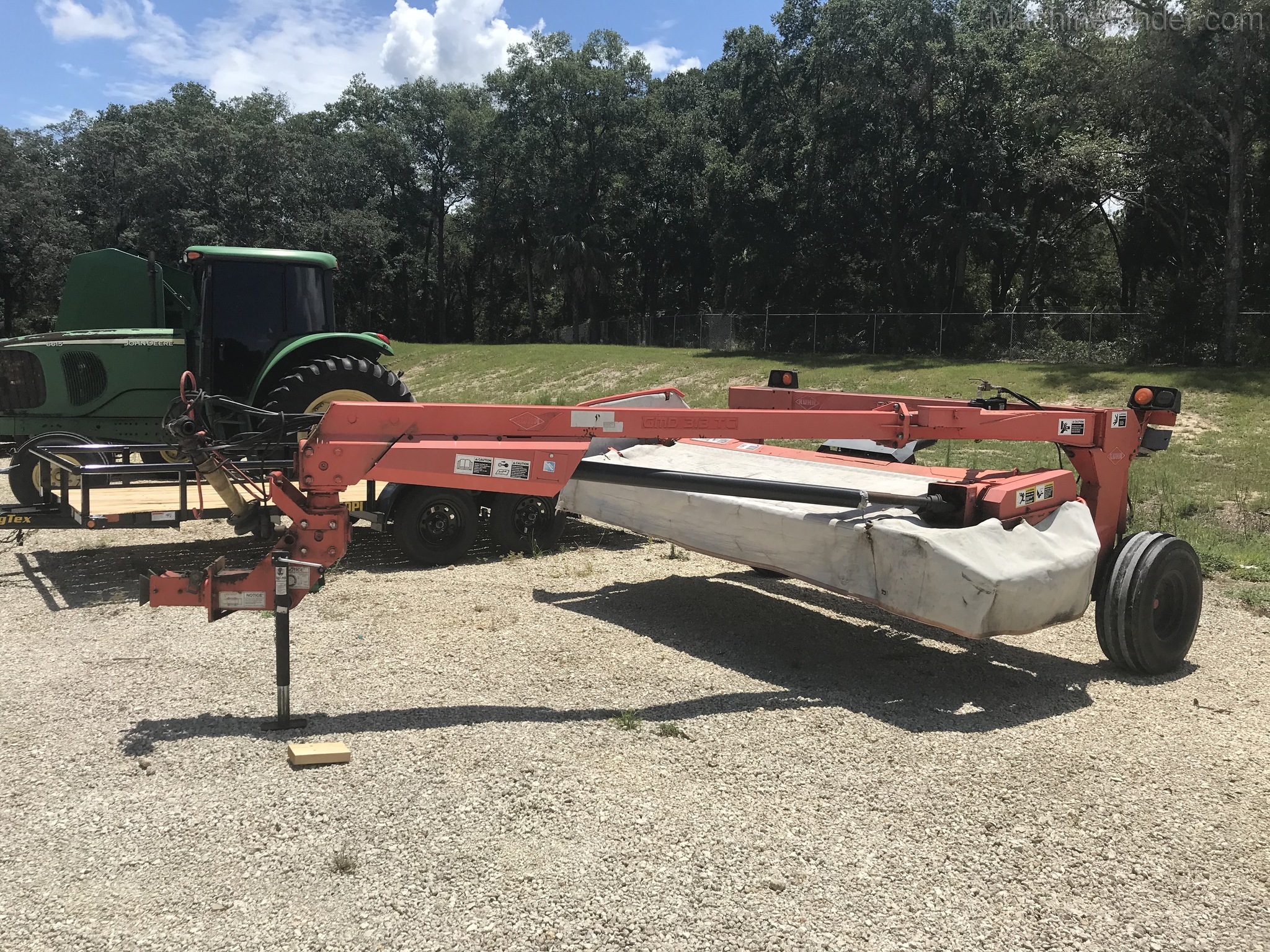 2000 Kuhn GMD313TG Image 1