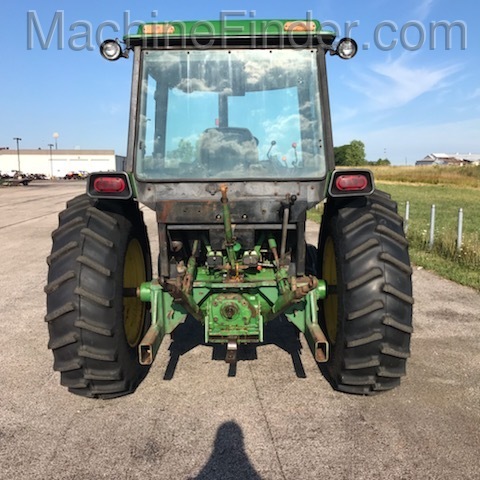 1984 John Deere 2750 Image 3
