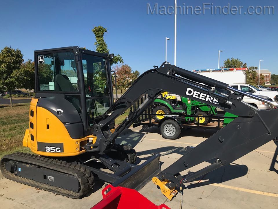2019 John Deere 35G Image 1