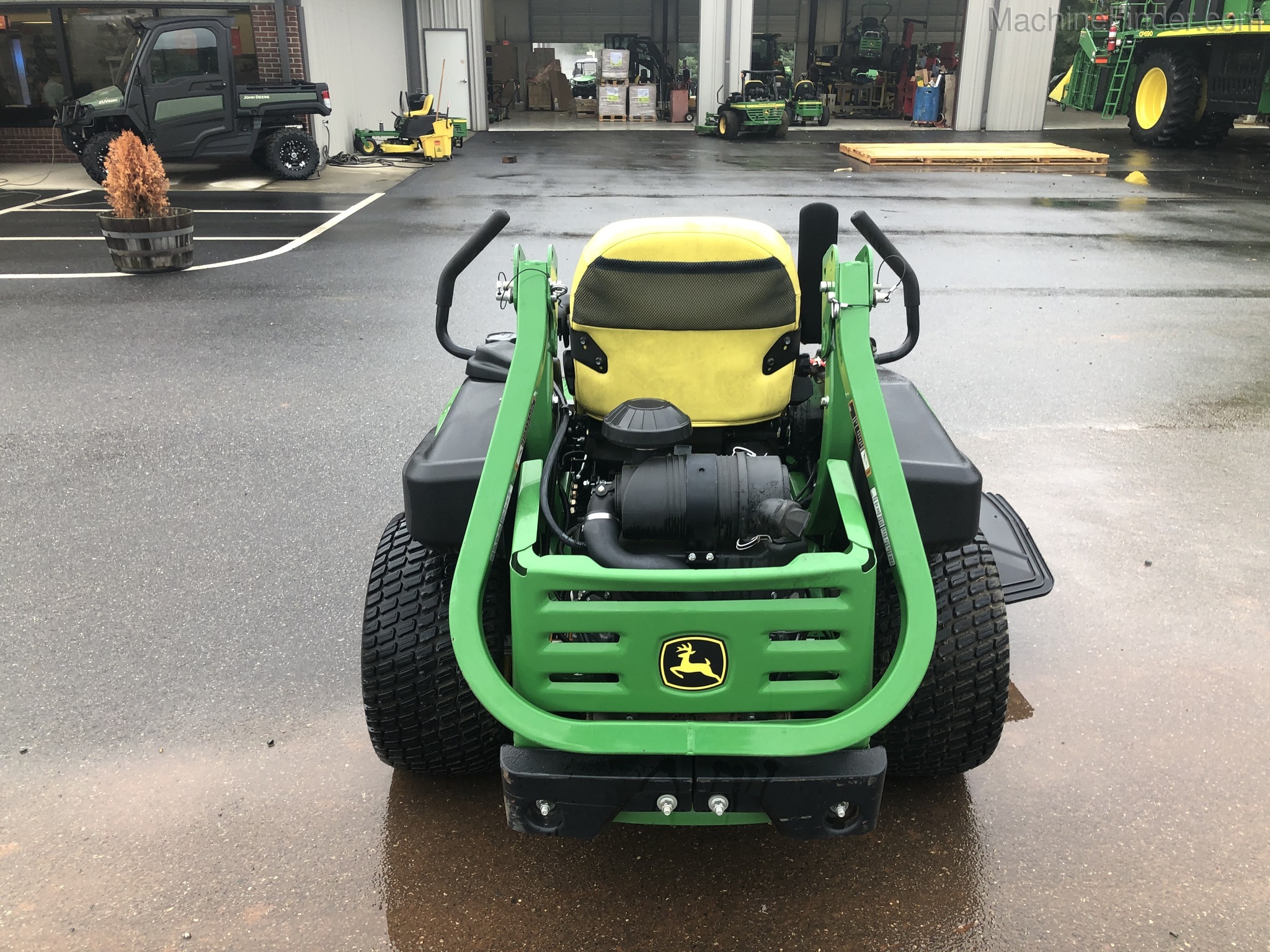 2016 John Deere Z920M Image 4