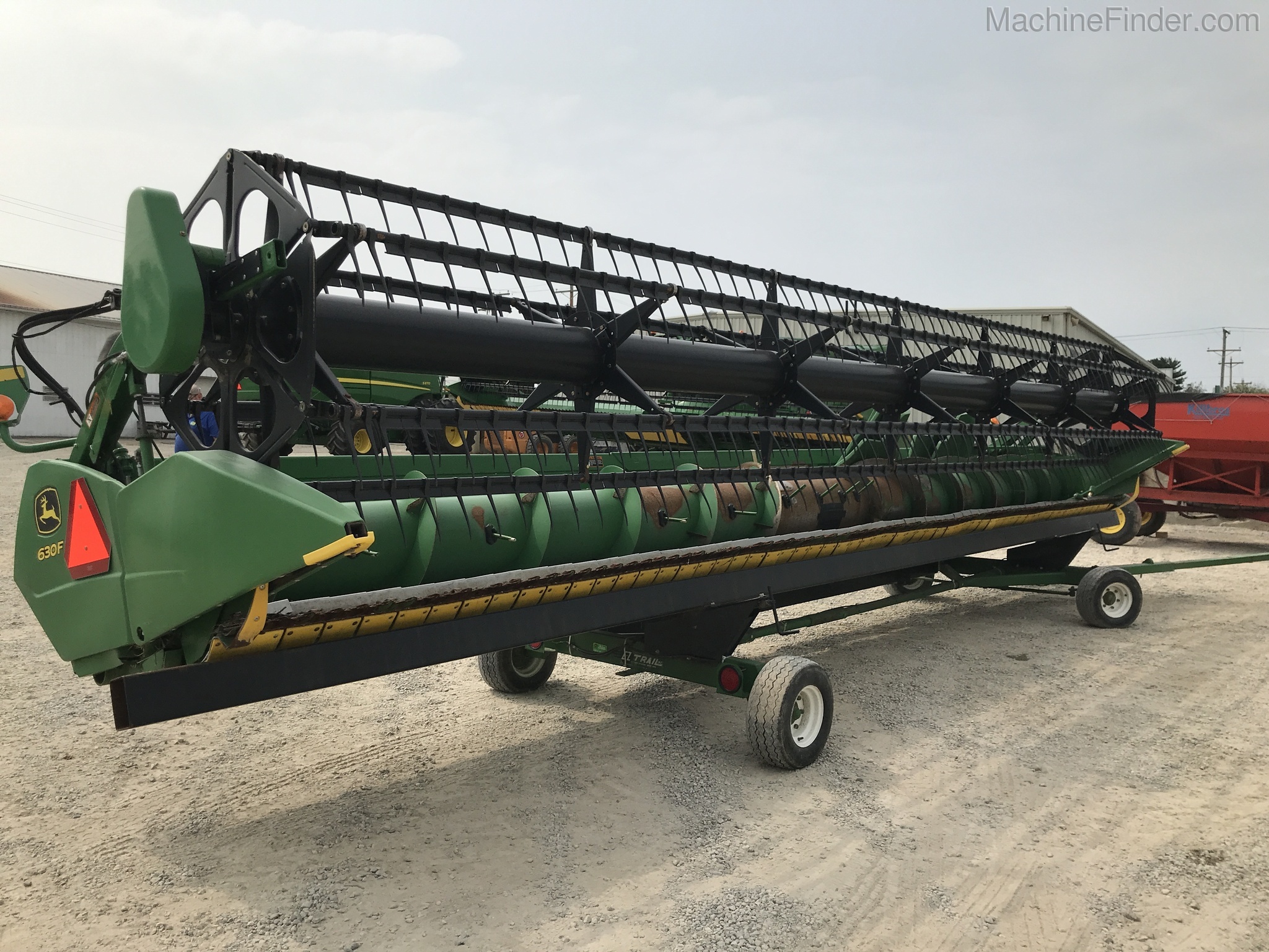 2011 John Deere 630F Image 1