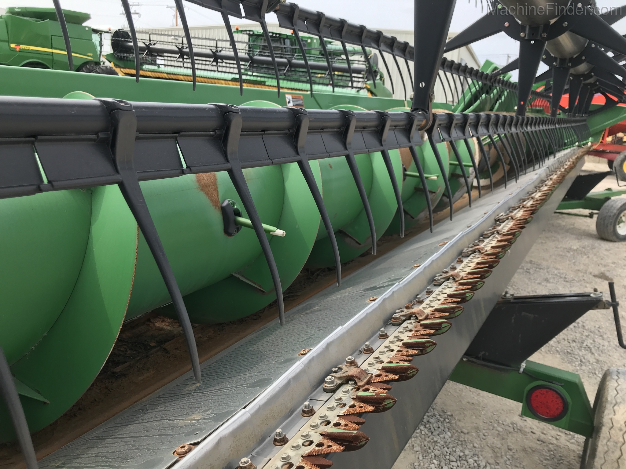 2011 John Deere 630F Image 9