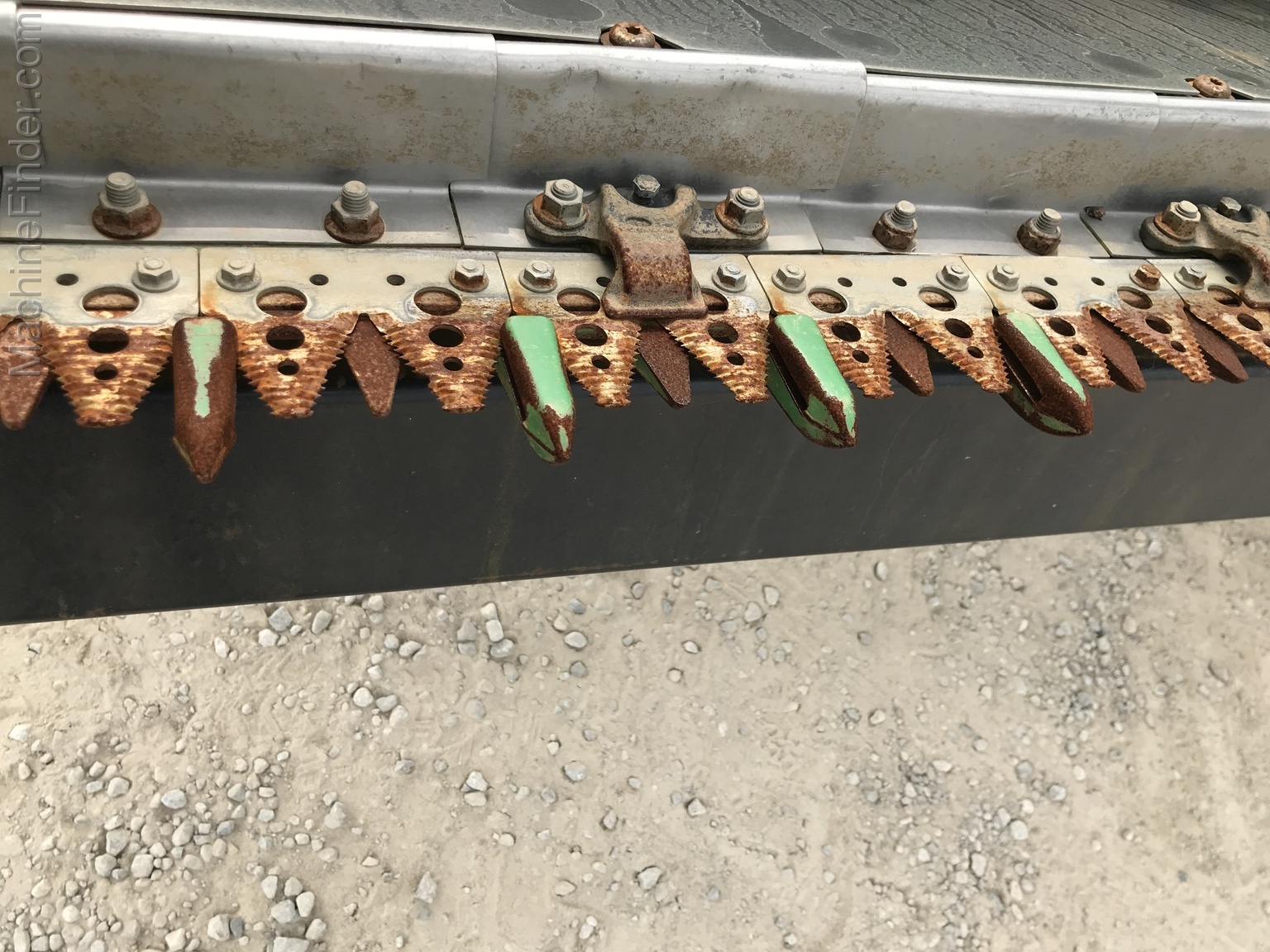 2011 John Deere 630F Image 7