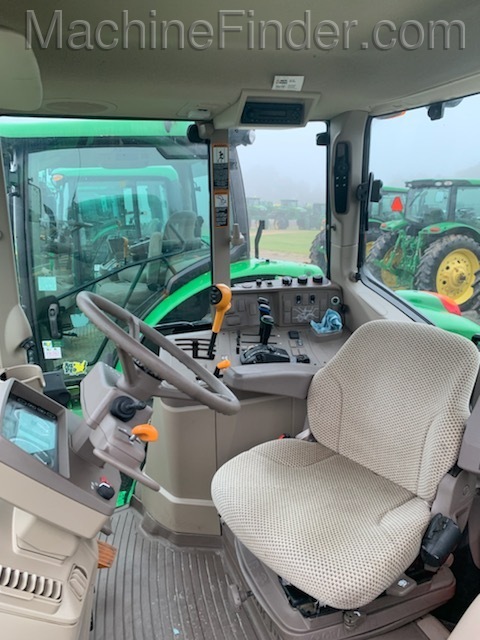 2017 John Deere 6145M Image 5