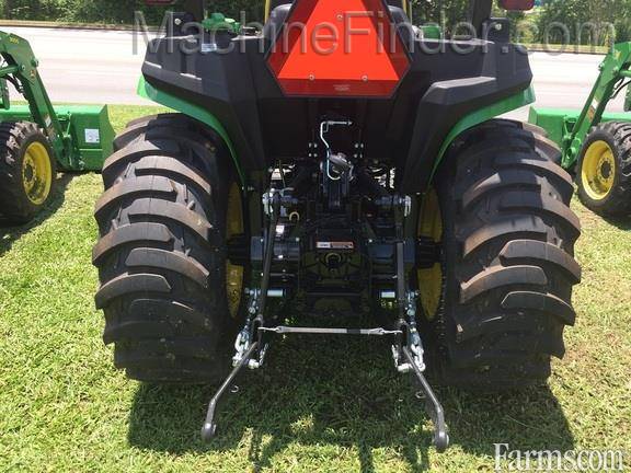 2020 John Deere 3032E Image 5