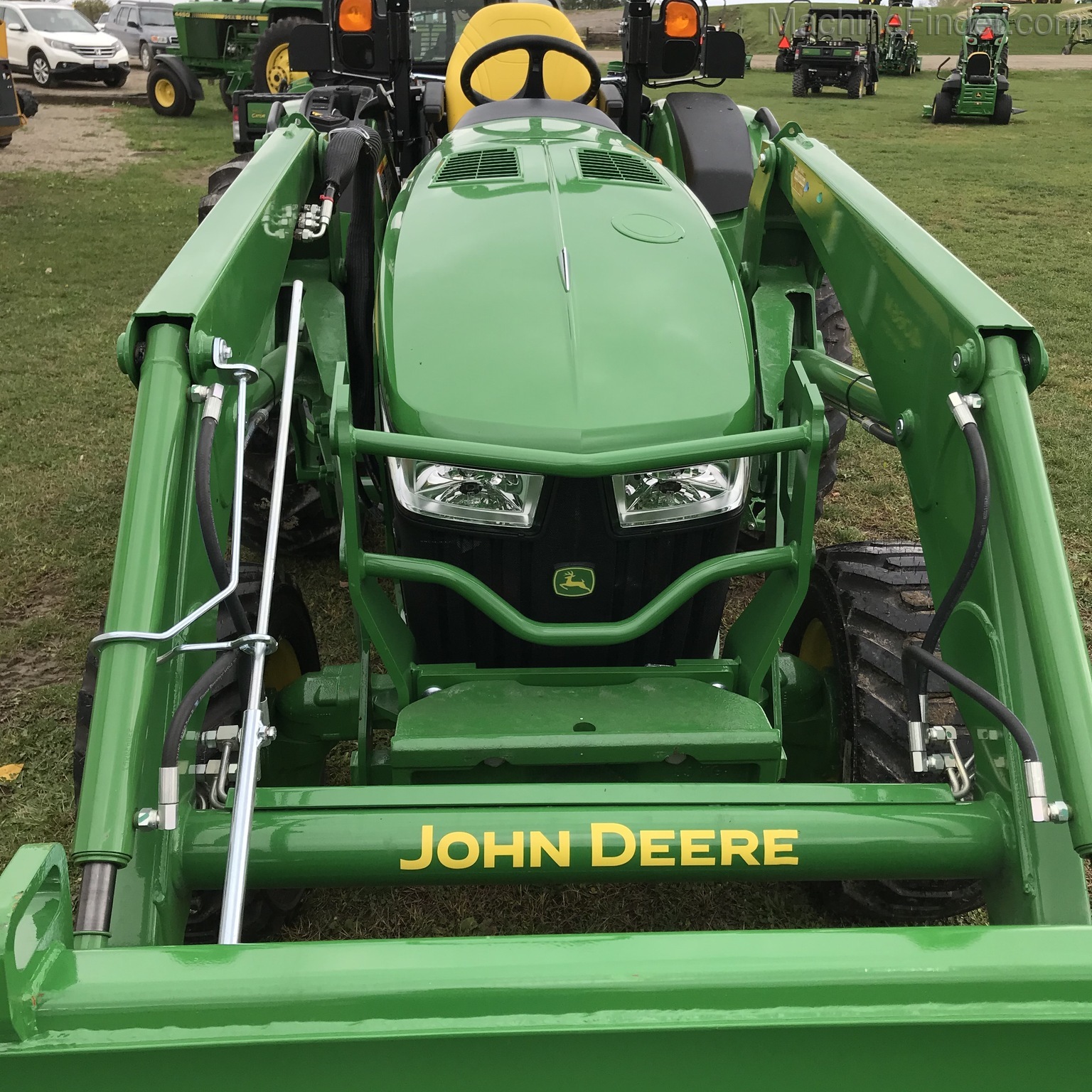 2020 John Deere 4066M HD Image 5