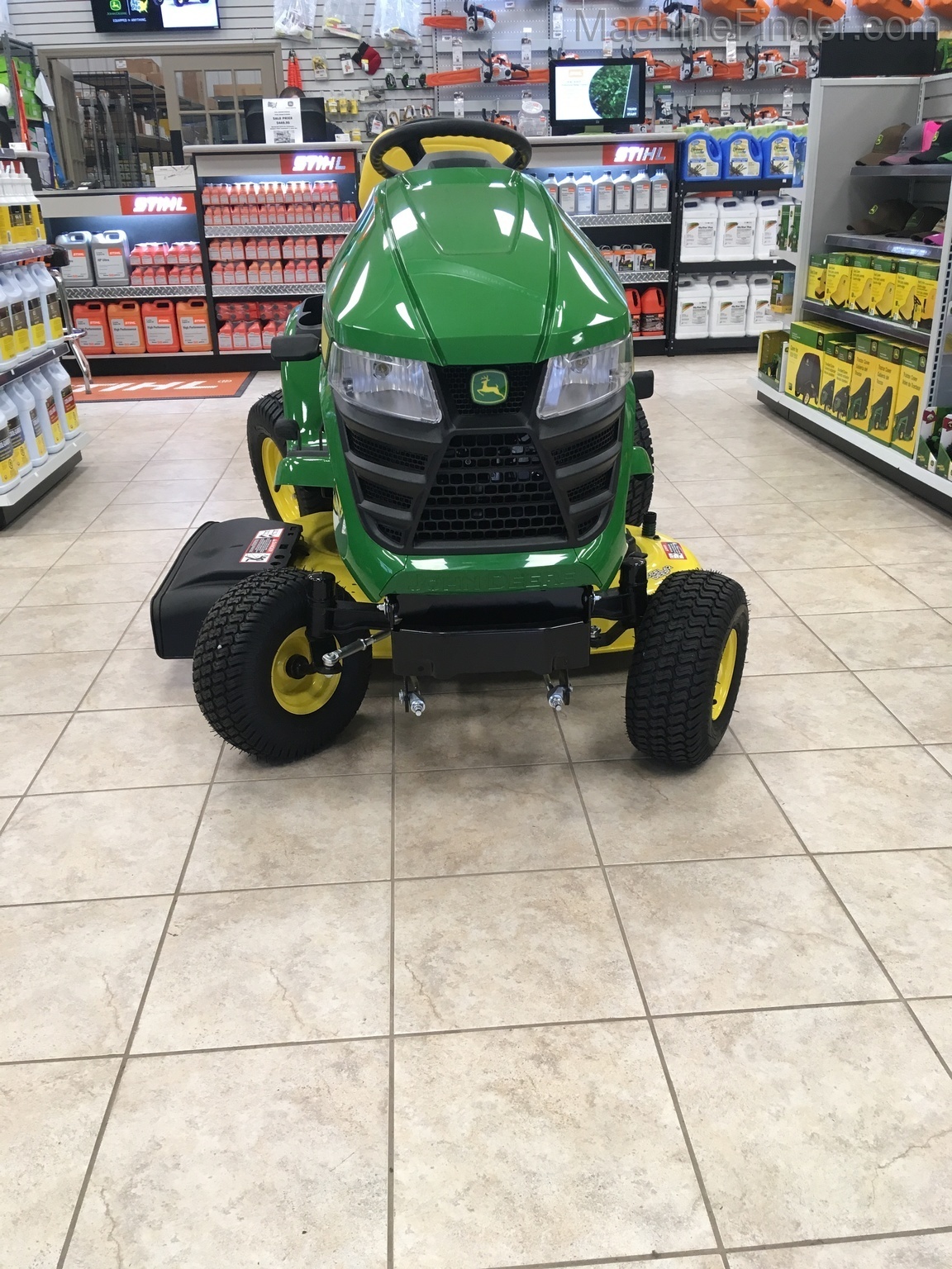 2020 John Deere X354 Image 3