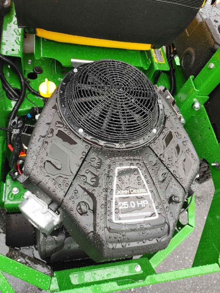 2023 John Deere Z735E Image 5