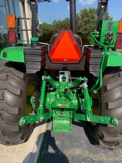 2023 John Deere 4052M Image 3