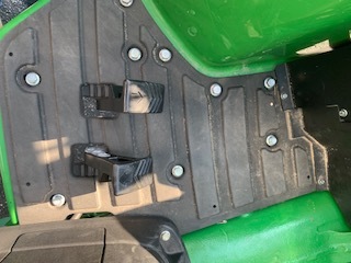 2023 John Deere 4052M Image 4