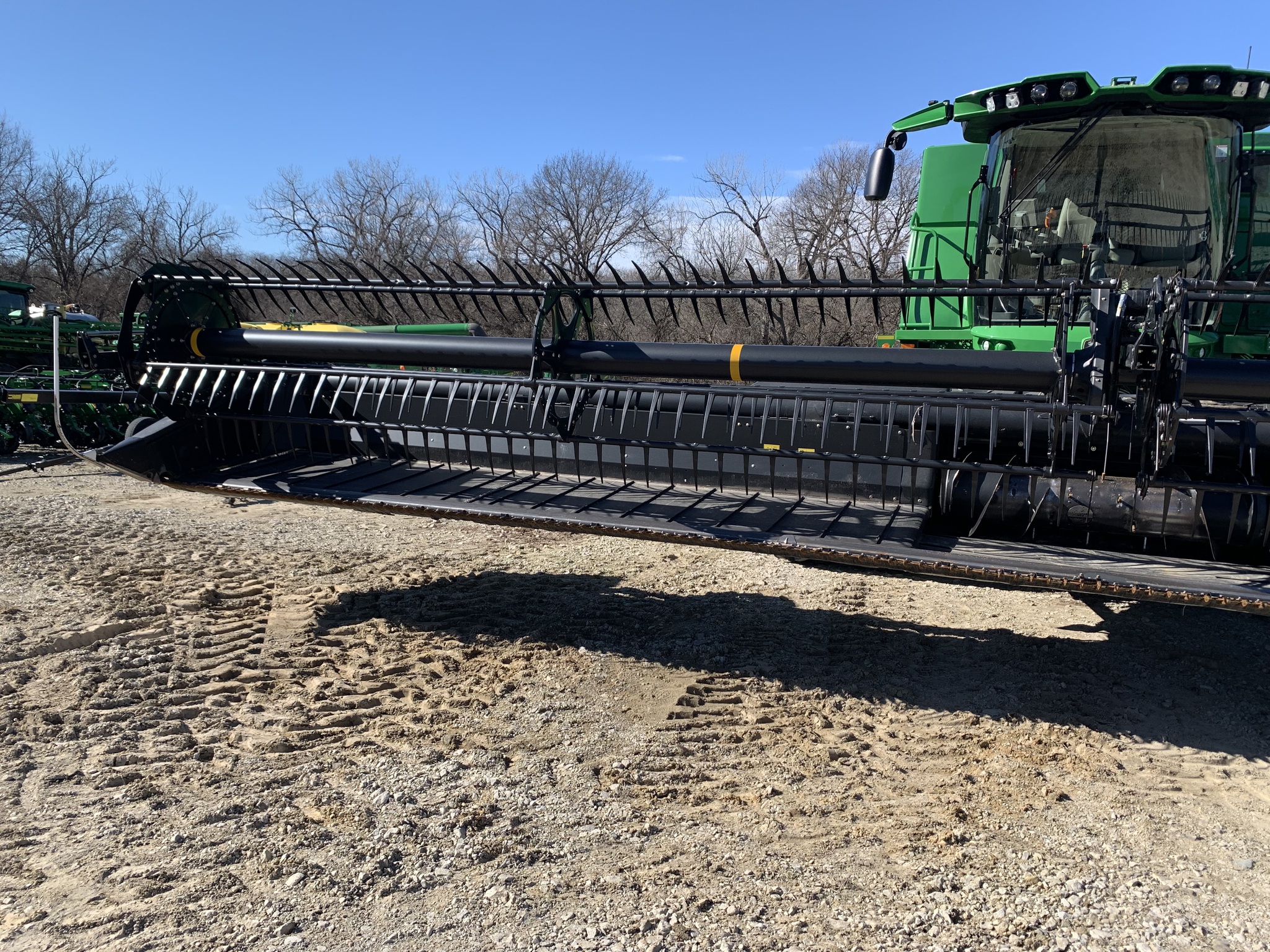  2015 MacDon FD75-40 at Heritage Tractor in Atchison, KS