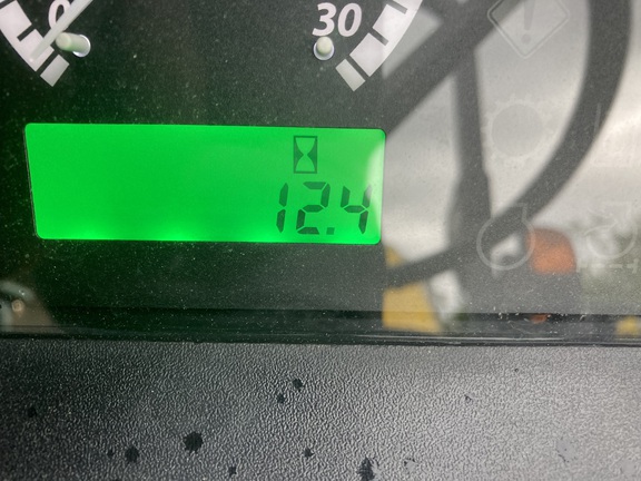 2023 John Deere 5067E Photo 4