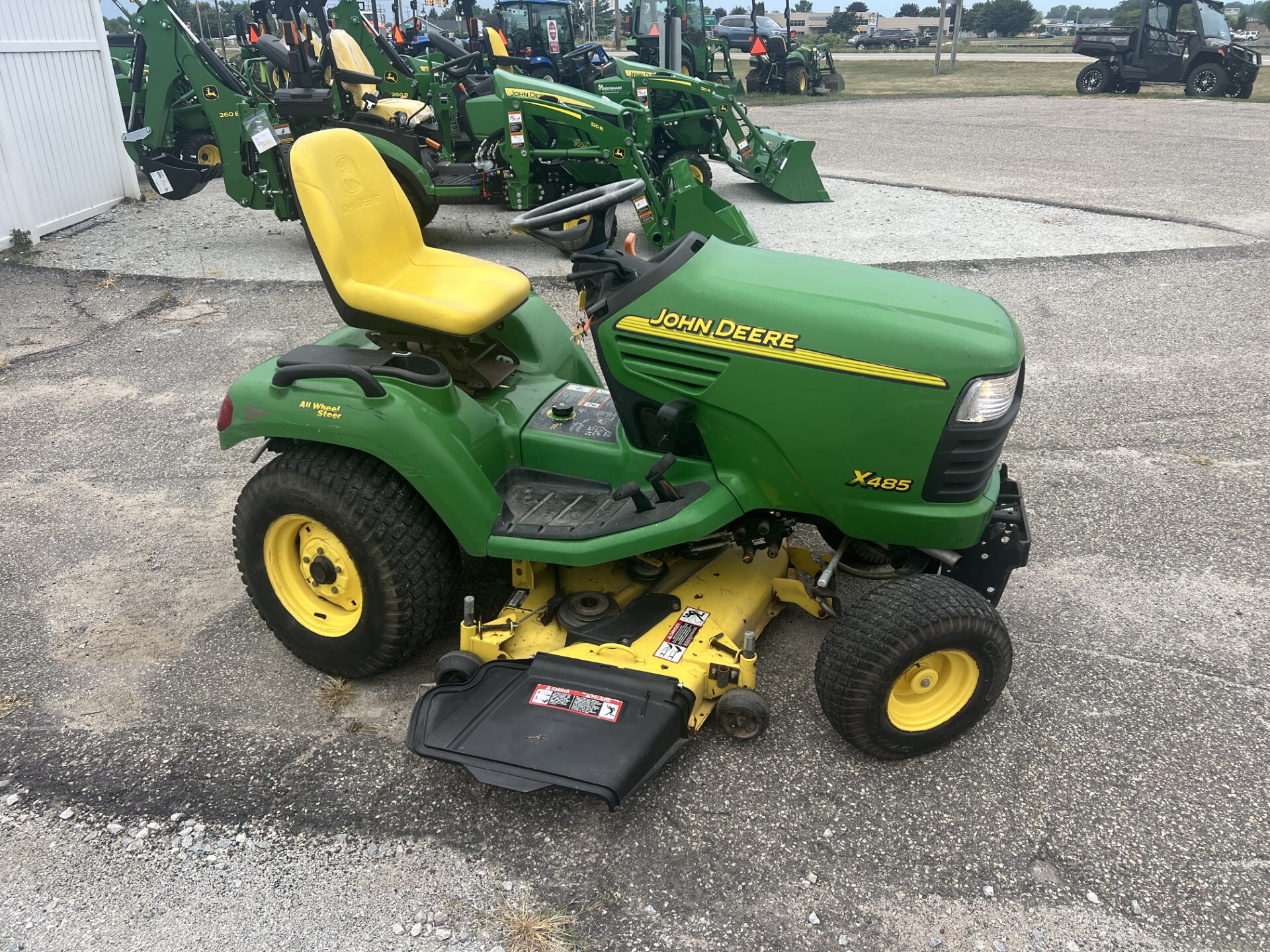 2002 John Deere X485 Image 5