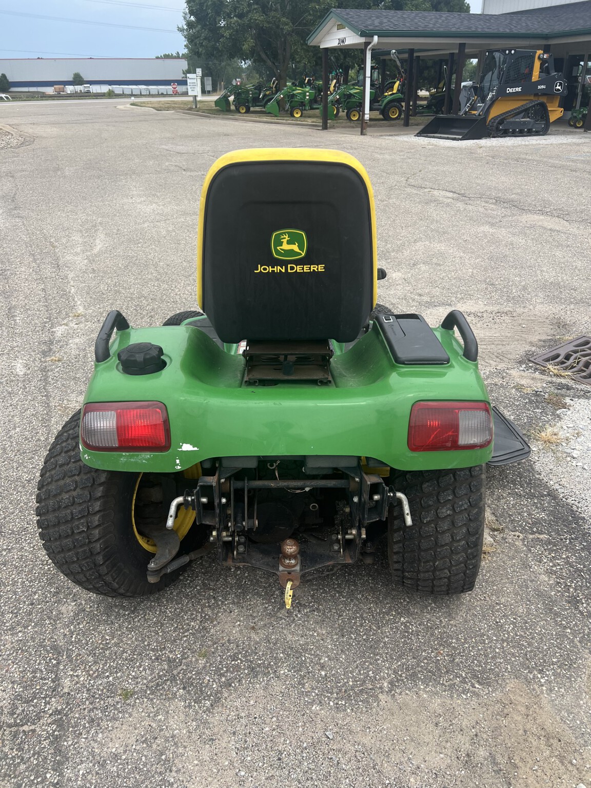 2002 John Deere X485 Image 4