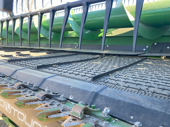 Used 2023 John Deere HD50R Combine Platforms at Horizon Ag & Turf in Lloydminster, AB - Photo9