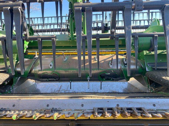 Used 2023 John Deere HD50R Combine Platforms at Horizon Ag & Turf in Lloydminster, AB - Photo11