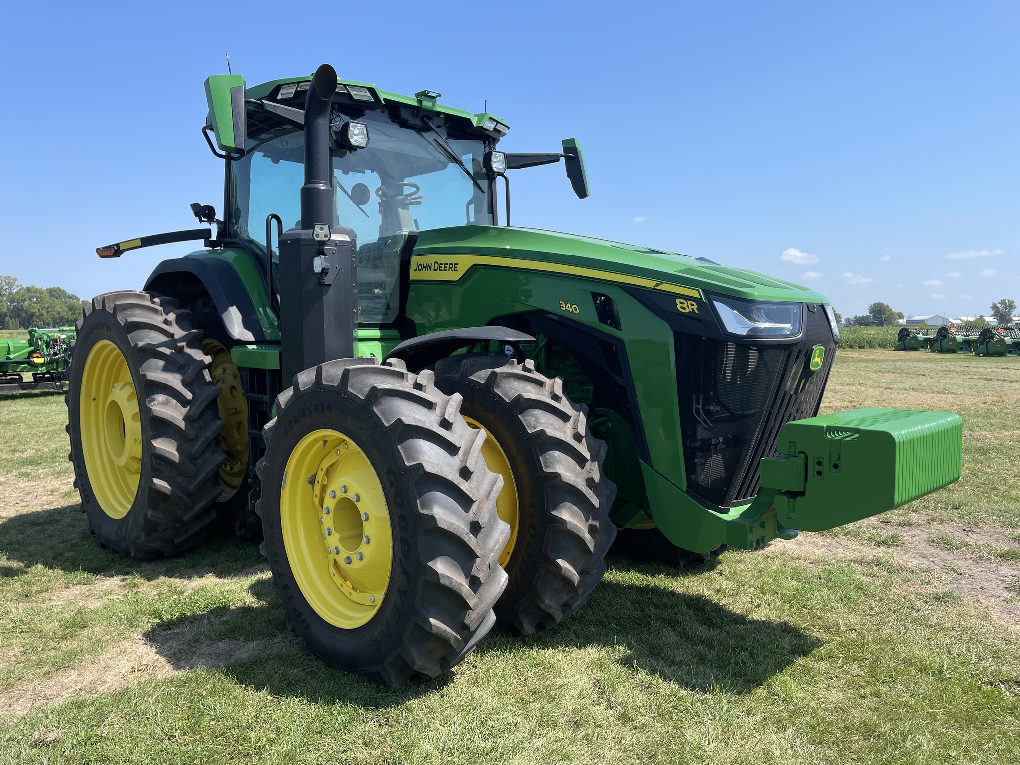  2023 John Deere 8R 340 at Heritage Tractor in Macomb, IL